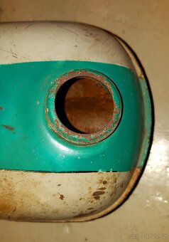 Stadion S11 - nádrž + víčko - 3