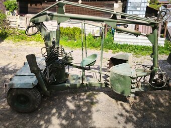 Nakladač Unhz 500 - 3