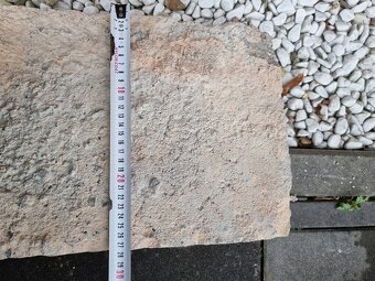 Betonový překlad 270×1480×85 – cena 300 Kč - 3