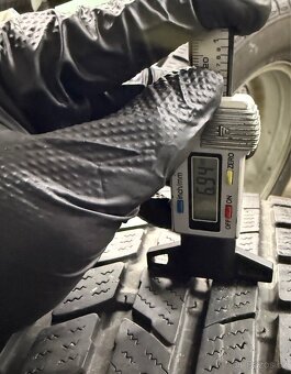 Zimní kola BMW X3 235/55 R17 5x120 ET39 - 3