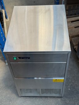 Výrobník ledu Klarstein Powerer XXXL. Záruka - 3