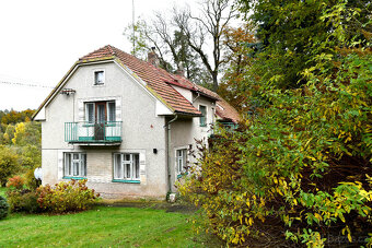 Janov - zemědělská usedlost se stodolou a pozemky 11 612 m2 - 3