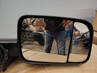 Zrcátka Dodge RAM 1500 DT - 3