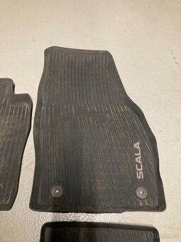 Gumové koberce do interieru - Škoda Scala - 3