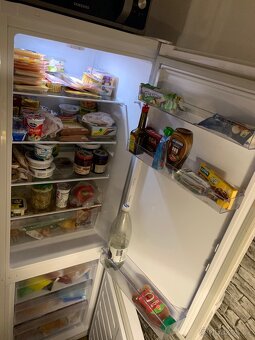 Lednice s mrazákem Beko - 3