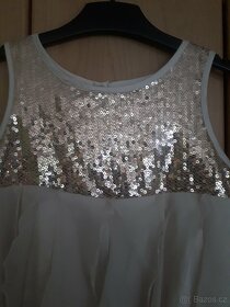 dívčí šaty Lindex vel. 122 - 3