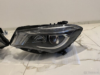 MERCEDES CLA 117 AMG XENONOVÉ SVĚTLOMETY PRAVÉ A LEVÉ ORANŽO - 3