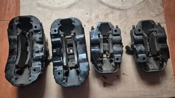 Alfa Romeo Stelvio Qv , Giulia Qv brzdiče s kotoučem. - 3