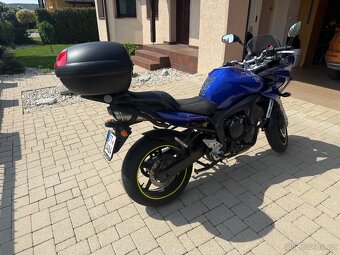Yamaha Fazer FZS 600 - 3