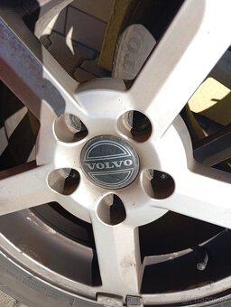 Kola na Volvo V 70 - 3