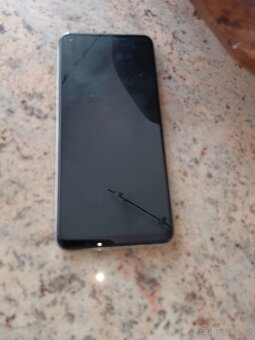 Nabízím telefon - 3