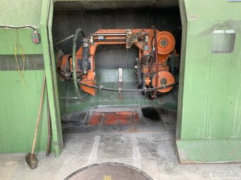 Dvouzkrutový stáčecí stroj STOLBERGER DVG 1000 - 3