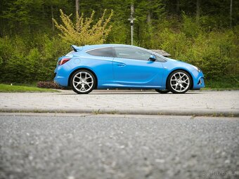 Opel Astra OPC - 3