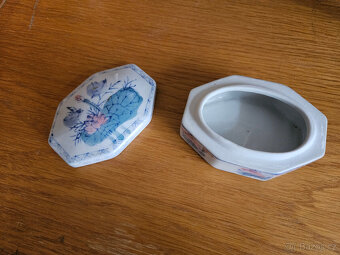 Porcelánová dóza krabička - 3