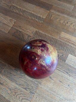 Prodám použitou bowlingovou kouli Columbia 300 - 3