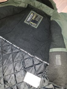Krásná zimní bunda C&A velikost 128 - 3