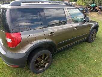 Prodám Škoda yeti tdi - 3