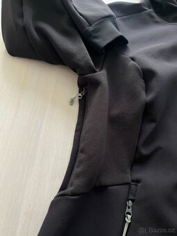 Dámská turistická softshellová bunda Quechua vel M - 3