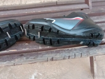 nové boty na běžky SALOMON Escape5pilot na nohu č.8,5 - 3