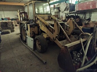 Traktorbagr HYMAC 370C - 3