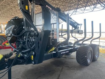 Vyvážecí vlek Palms 10D + hydraulická ruka 5,72 - 3