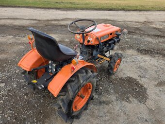 JAPONSKÝ MALOTRAKTOR KUBOTA B5000 4X4 - 3