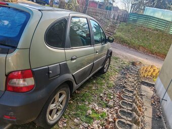 Renault Scénic RX4 - 3