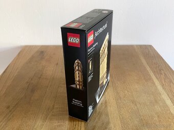 nové Lego Architecture 21023 Budova Flatiron - 3
