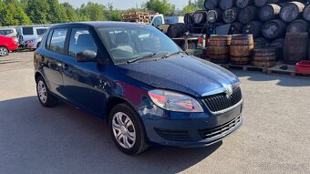 327. Škoda Fabia 2 1.2 CFHA/LNR 9462 Na náhradní díly - 3