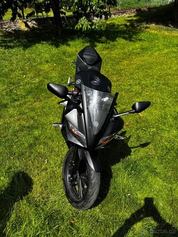 Yamaha YZF R 125 - 3