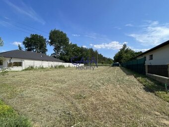 Dubňany - Pozemek u lesa se stavebním povolením - 781m2 - 3