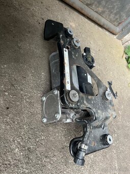 Bmw X5 E70 kompresor podvozku - 3