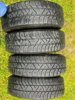 4ks Pneu Pirelli 195/65 R15 91T M+S včetně disků - 3