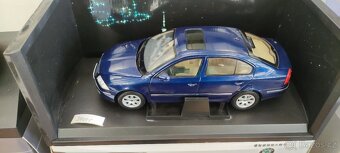 Modely aut 1:18 - 3