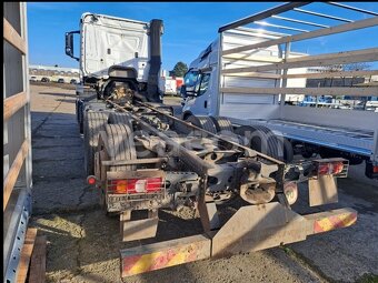 Mercedes Benz Arocs 2545 - 3