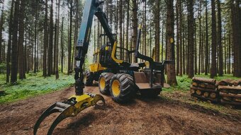 Lesní traktor / vyvážečka HSM 904 - 3