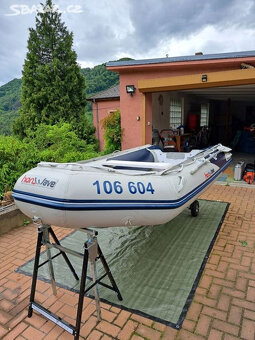 Motorový člun Honda 320 cm, 15 HP - 3