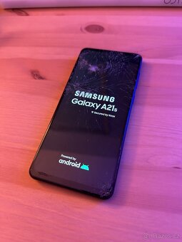 Samsung A21s plně funkční, prasklý displej - 3