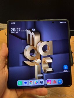 Honor magic V2 16/512gb záruka do 3.1.2027 - 3