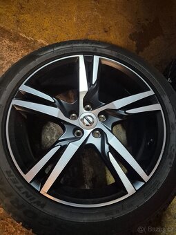 5x108 volvo 235/50 R19 - 3