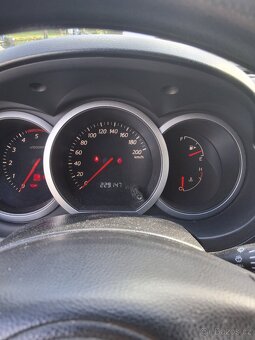 Suzuki Grand Vitara 1.9d - 3