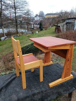 Dětský stolek a židlička - 3