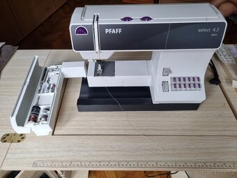 Šicí stroj PFAFF Select 4.2 - 3