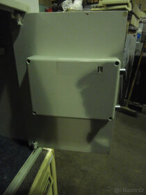 Trezor s elektronickým zámkem nefunkční za 500 kč - 3