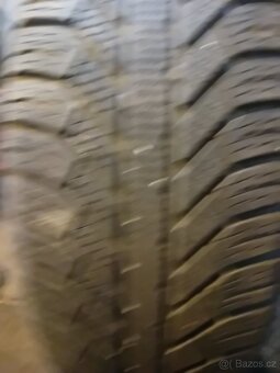 Prodám Sadu pneu 215/60/17 Zimni Semperit - 3