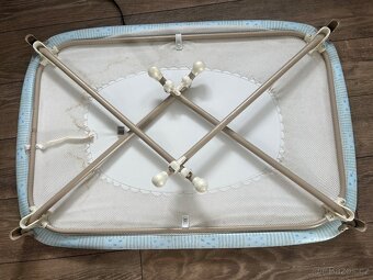 Cestovní postýlka / ohrádka + matrace - 3