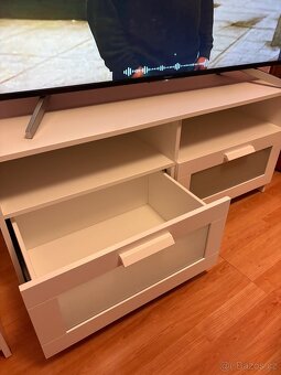 Skříňka pod TV - 3
