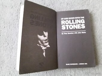 Kniha -int. Bestseller.-Up and down with the Rolling Stones - 3