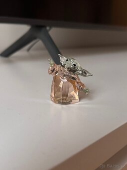 Skleněná soška SWAROVSKI - Mandalorian (Star Wars) - 3