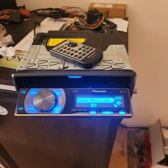 PIONEER DEH-P7000UB CD MP3 ORGANICKÝ DISPLEJ - 3